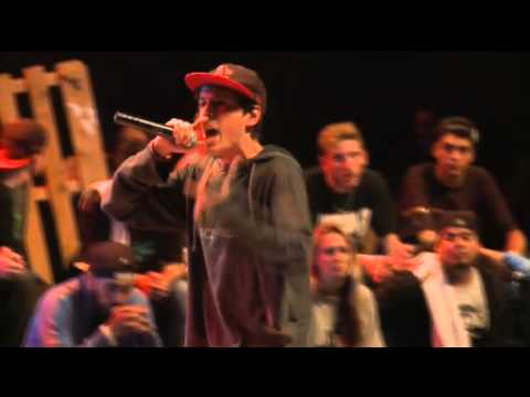 Acru vs Wolf - Octavos - Red Bull Batalla de los Gallos Argentina 2015