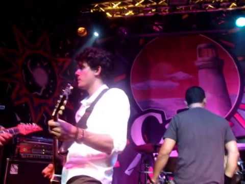 John Mayer owns the Stage at Cabo Wabo Cantina! AC/DC - Shook Me All Night Long