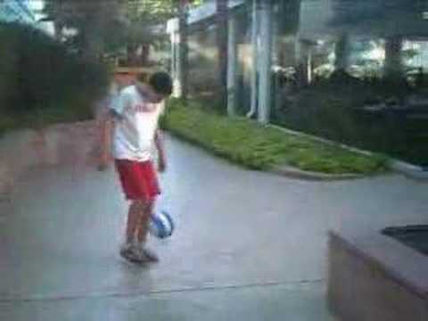 Break Dance .. + .. FreeStyle Football