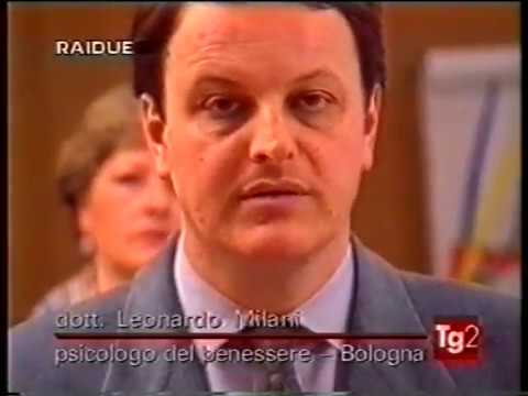 Mese passato, ma continua a diffamare e mal di schiena Benda bus trincea della colonna vertebrale cervicale
