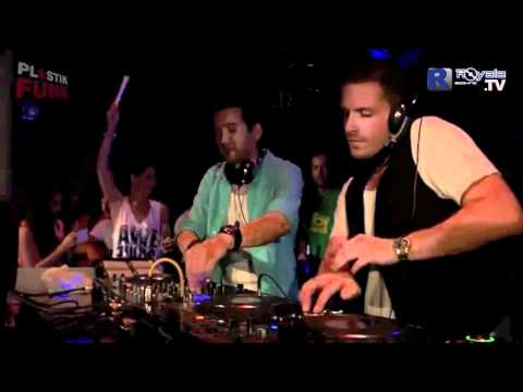 Plastik Funk - Everybody Dance Now