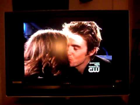 Disco Biscuits "On Time" on "One Tree Hill"