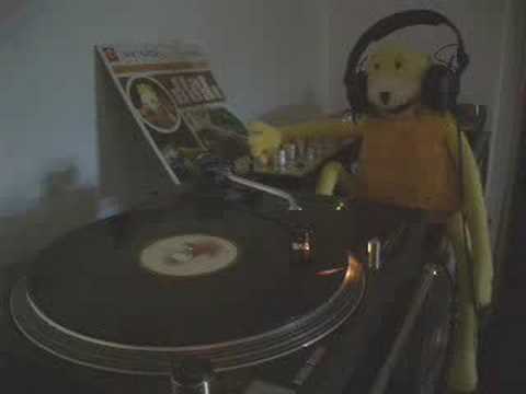 Mr. Oizo - Sick Dog Try To Speak