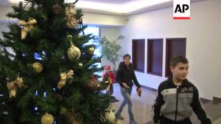 Lebanese and Syrian Christians celebrate Christmas