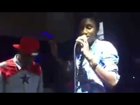 Waly Ballago feat Sidiki Diabaté en live au vogue