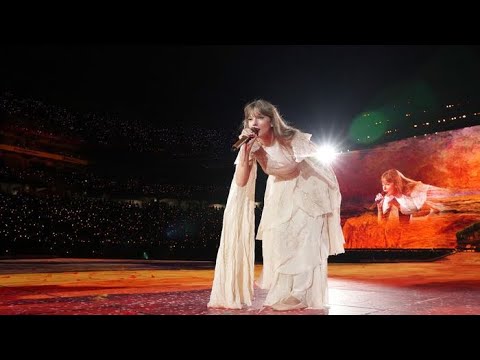august / illicit affairs (Eras Tour Visual - Taylor Swift)