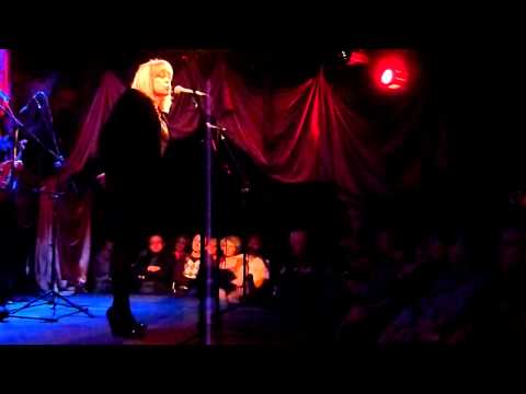 "Jaka szkoda" - w wykonaniu Ewy Wnukowej