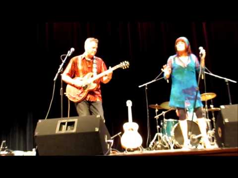 Thumbnail for Kathy Murray and the Kilowatts - Bird in the Hand