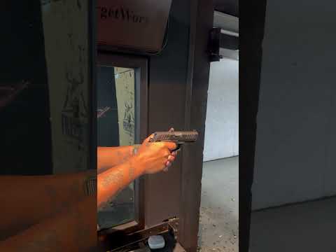 Barely any recoil on the Staccato HD P4 crazy fast shots #1911 #2011  #shootingrange #airsoft