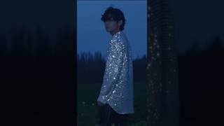 Download lagu V’s ‘Winter Ahead’ – A Heartwarming Melody |Kim Taehyung x Park Hyo Shin – A Perfect Winter Vibe 🎤❄️ mp3