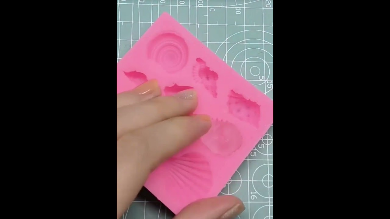 自由樹脂で貝殻のキーホルダーを作ってみた#自由樹脂#ハンドメイド #キーホルダー#貝殻 #夏 #海