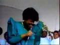 Vickie Winans - Call On the Name of the Lord