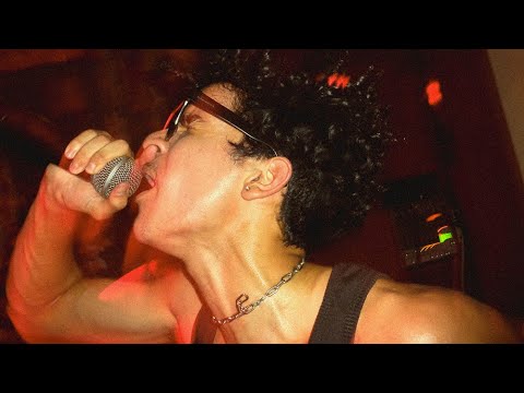 Por Alguna Razón Estamos Aquí (Mini Documental)