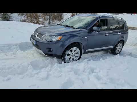 Outlander Snow Test