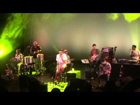 Emicida + Thiago França + Rodrigo Campos - "Amor Proibido"