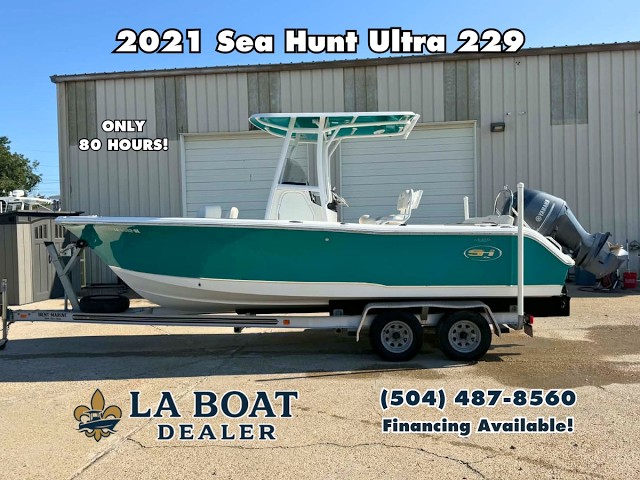 2021 Sea Hunt ULTRA 229 Center Consoles