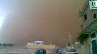preview picture of video 'Tempête de sable à Ouled djellal'