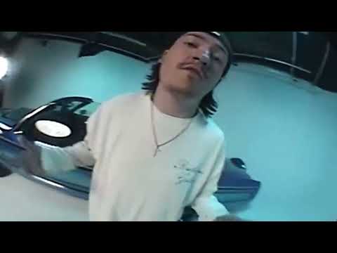 Miniatura de DEVIL IS A LIE (Remix)