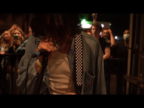 Sex on Fire - Kings of Leon Cover by Saint Luna