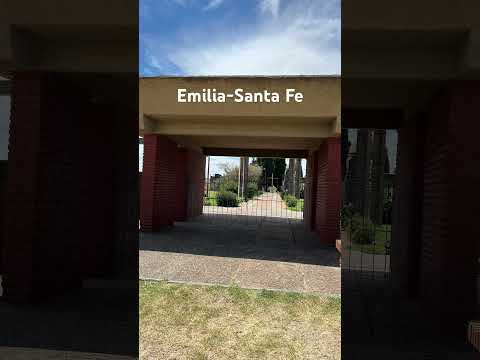 Emilia esta ubicada en el departamento La Capital de la provincia de Santa Fe ruta provincial 62