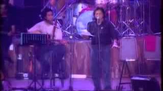 Download lagu Iwan Fals   Balada Pengangguran   Kecoak Pembangunan   Live 1998 mp3