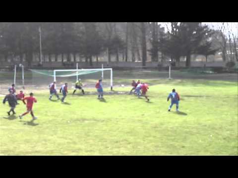 Dąb Dębno- Drawa Drawsko Pom. 1:1 bramki , skróty 31.03.2012 r.