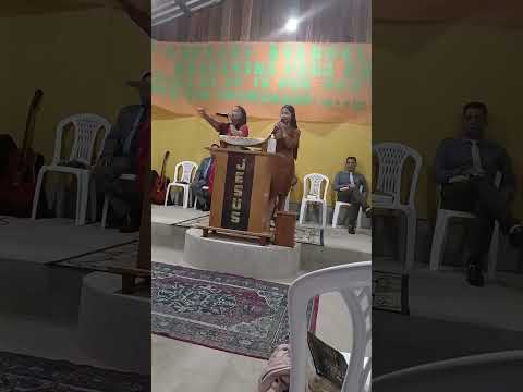 Cantora Cristianny e Rakel Campos "Sou Peregrino" 4ªCruzada Evangelistica Oriximiná para Cristo 