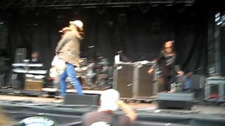 Michael Franti and Spearhead- Everyone Deserves Music- Mountain Jam 2011
