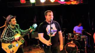 Madhouse Refugee's - Free Fallin im JUZ