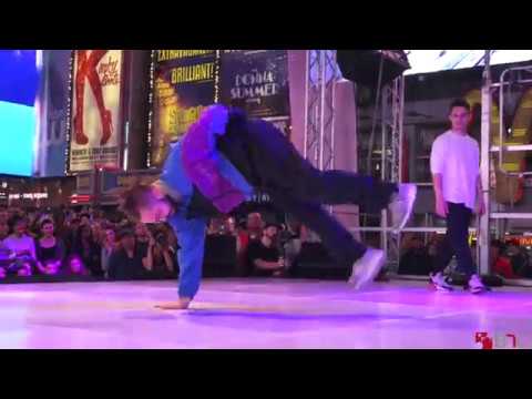 Fevo Vs Uncle Will - 1st Round - Behind The Groove Times Square Edition 2018 - #TIMESQUAREARTS