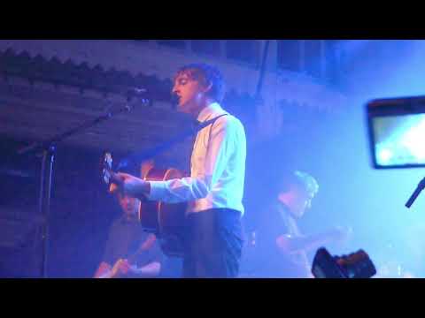 The Last Shadow Puppets - The Chamber [Live at Paradiso, Amsterdam - 20-10-2008]
