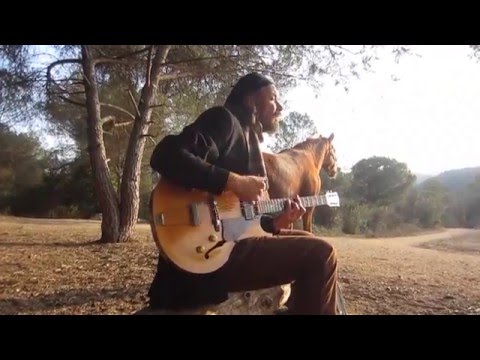 DAG Pierre & MAX, la LLÀGRIMA fa nous amics! Música al Pi d'en Xàndri. Gibson guitar mod. 125