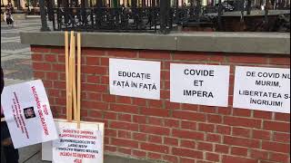 VIDEO FOTO Protestul împotriva restricțiilor la Sibiu, un eșec - Participanți foarte puțini 1 video