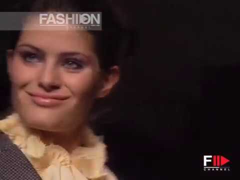 "Moschino Cheap&Chic" Autumn Winter 2004 2005 Milan 3 of 3 Pret a Porter Woman by FashionChannel