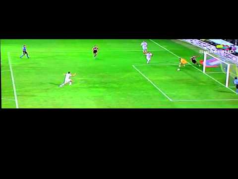 Global goal from Mattia De Sciglio