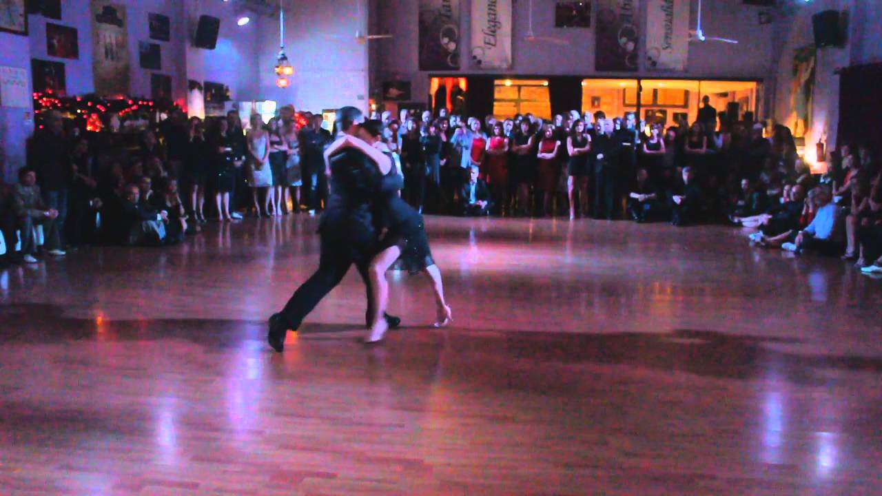 Claudio Forte e Barbara Carpino - Christmas Milonga Siracusa 23-12-2015 (1)