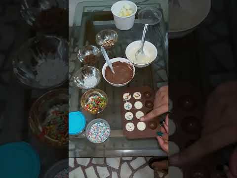 How to make chocolate and it's decorations #chocolate #decoration by Gurjit Kaur 🍫🍫🍫