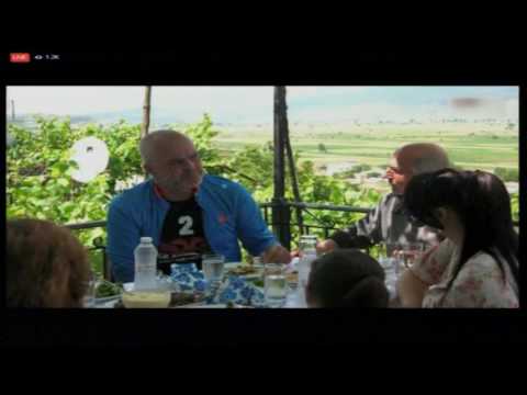 Ora News - Rama me familjen minoritare greke: Ndjenja gjatë me Tsipras, jam i rëndë