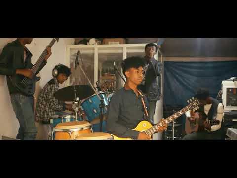 Aro-Antsa : HO ANAO (Clip officiel)