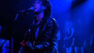 Carl Barat & The Jackals - Beginning to see (with Langley Sisters)