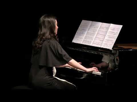 Fennia Trilestari plays "Labyrinth of Time"