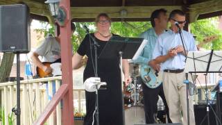 "Fetch That Wood" BaileyQuinn @ Wiswall Park!