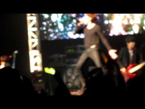 [FANCAM] [HD] 120309 FT Island - I Hope 'Stand Up' Live Concert