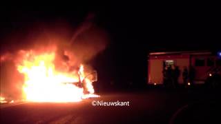 preview picture of video 'Auto uitgebrand op de A348 bij De Steeg'