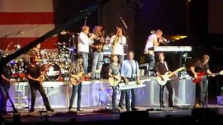 Chicago & The Doobie Brothers - Does Anybody Really Know What Time It Is (Live)