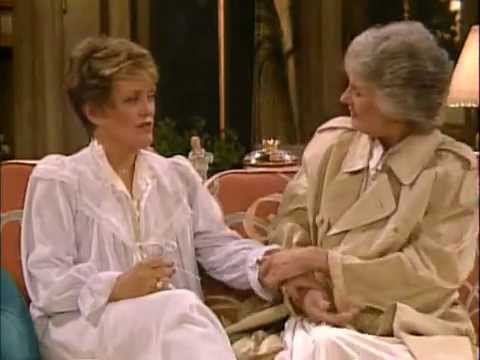 The Golden Girls - Blanche feeling Magenta