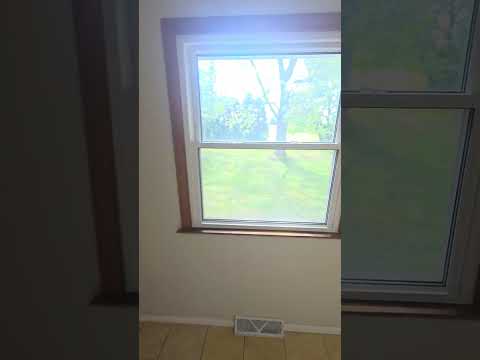 Spacious 3 bedroom 1.5 bathroom property video