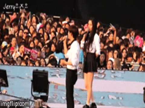 140815 SMTown Seoul-f(x) Krystal with EXO SeHun,KAI and D.O (Sestal,Kaistal,Kyungstal)