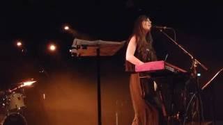 Julia Holter Feel You - Live Paradiso Amsterdam 2016