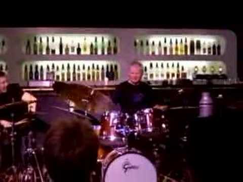 Alex Riel dripping the stick